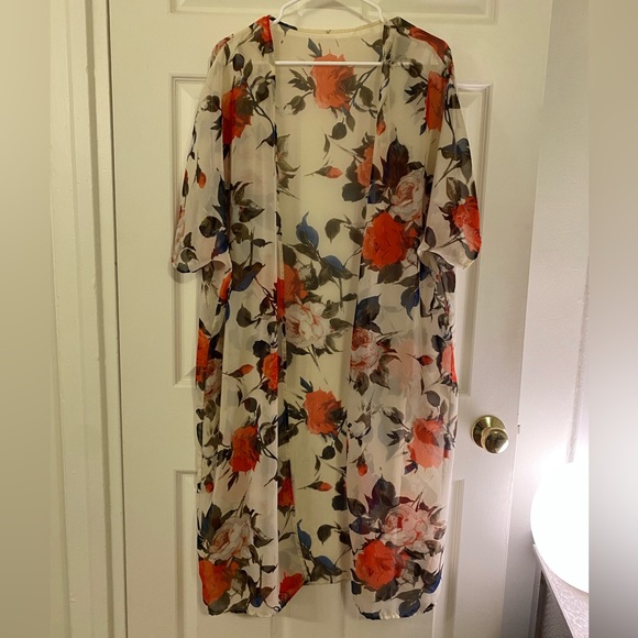 Sheer Floral Cover Up/Duster - Picture 1 of 3